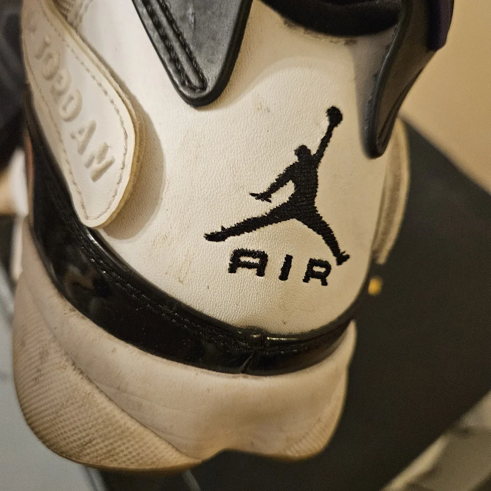 Jordan 6 Rings - Picture 4 of 5